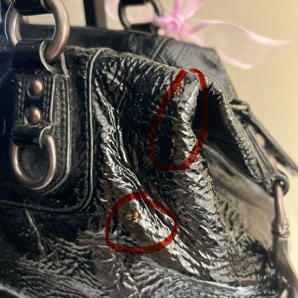 Coach Madison Black Patent Leather Bag 🖤 - Picture 4 of 15